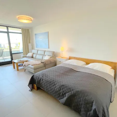 Lejlighed Burgtiefe Suedstrand Strandgut Fuer 4 Pers E-kamin Sued-bk Wama *